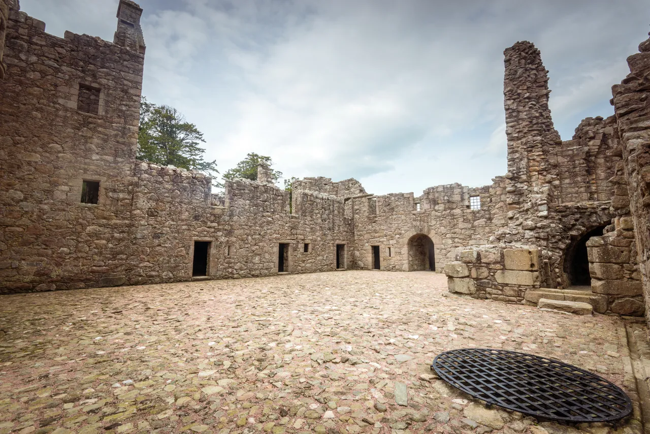 Tolquhon Castle