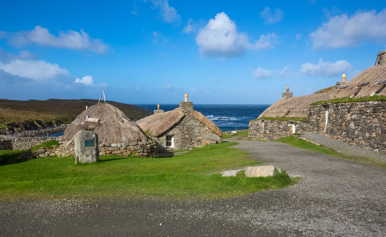 Gearrannan Blackhouse Village