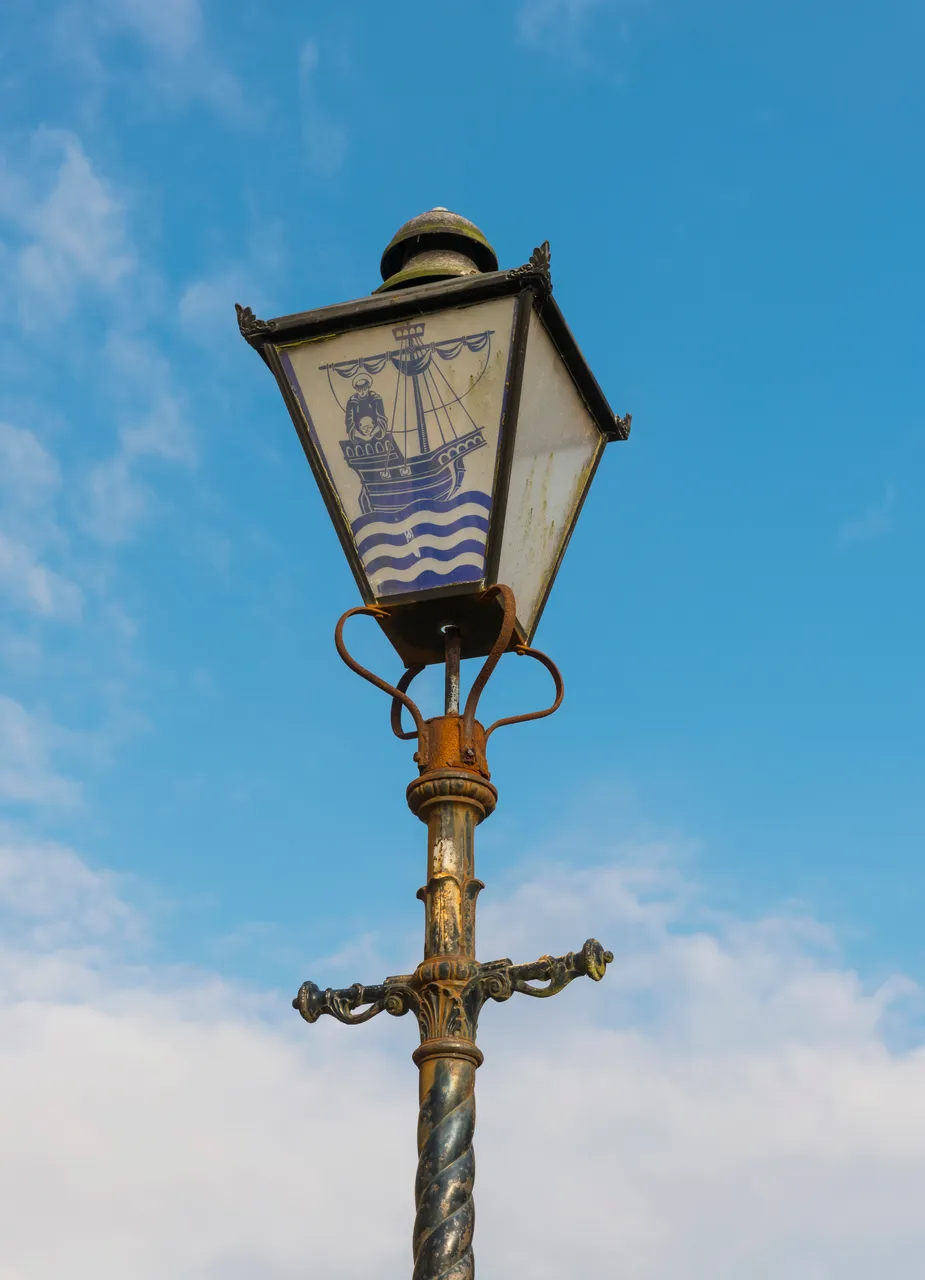 Nautical-themed lamp post
