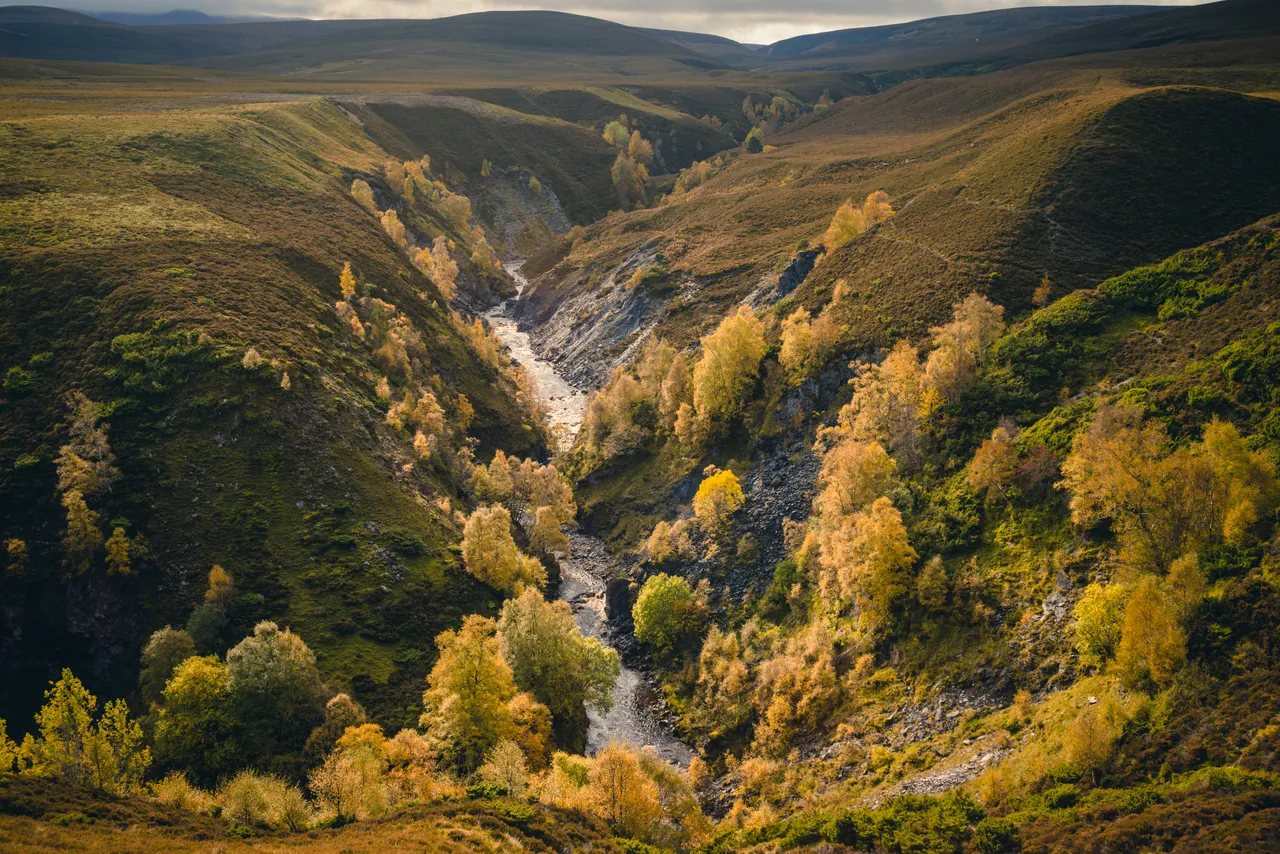 Ailnack Gorge
