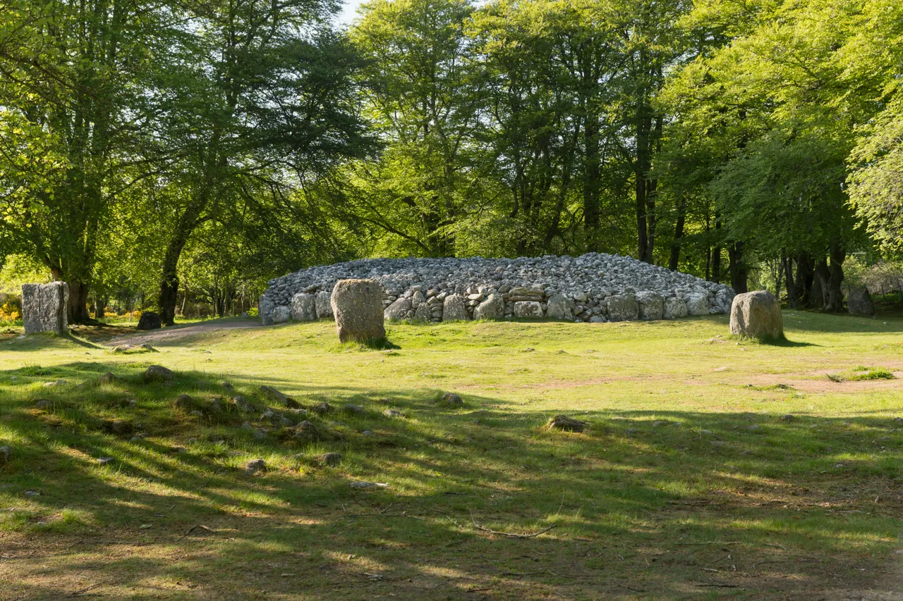 Clava Cairns