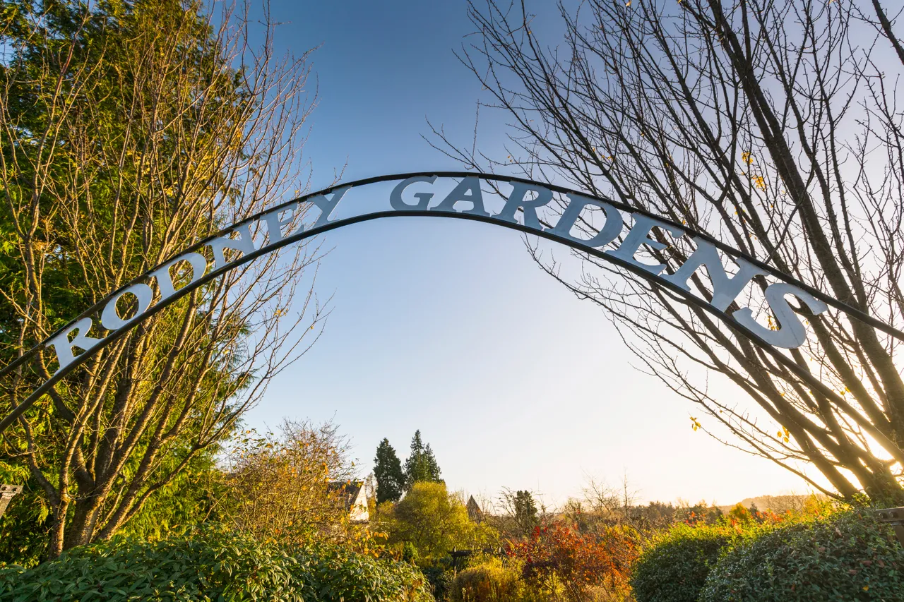 Rodney Gardens, Perth