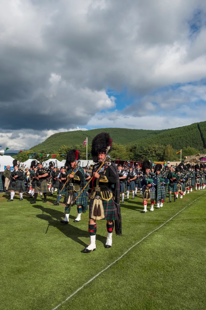 Ballater Highland Games – Pipe Band Parade
