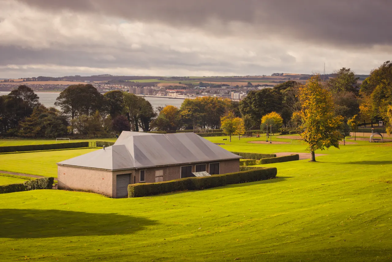 Ravenscraig Park