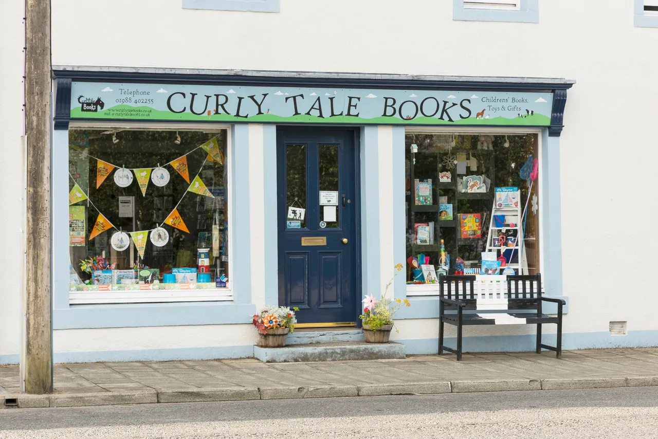 Curly Tale Books