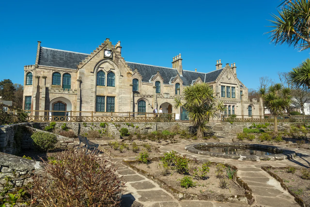 Garrison House
