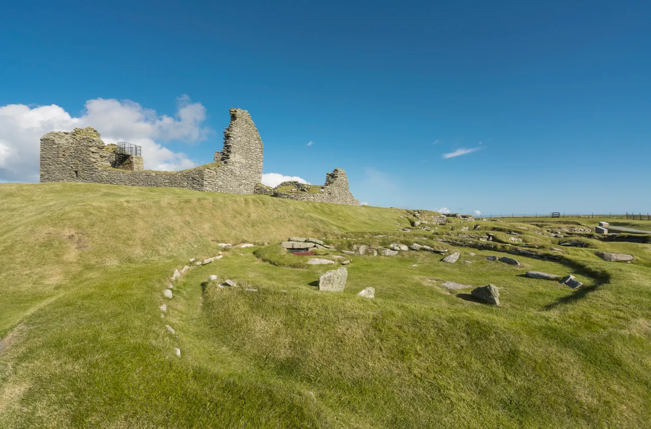 Jarlshof Prehistoric and Norse Settlement