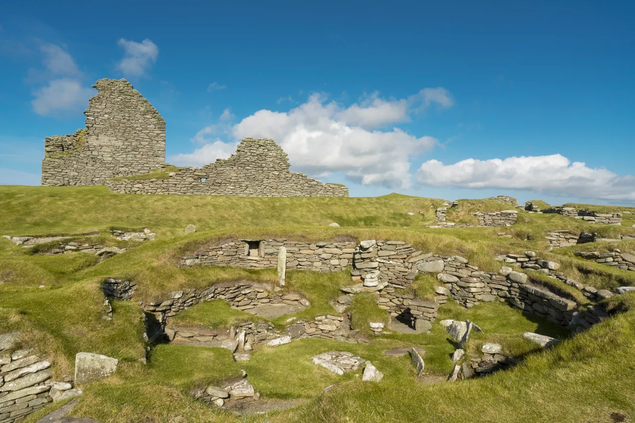 Jarlshof Prehistoric and Norse Settlement