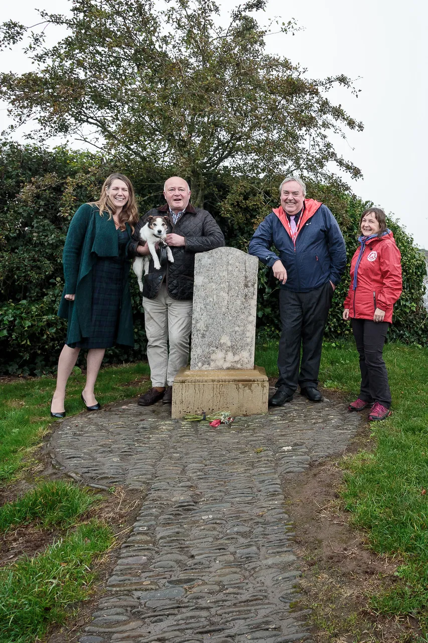 Rhymer's Stone, Melrose