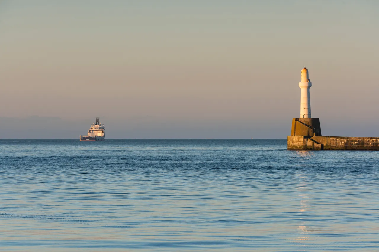 South Breakwater Lighthouse