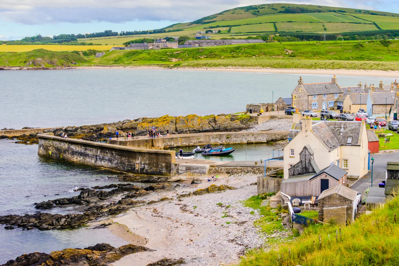 Sandend Bay