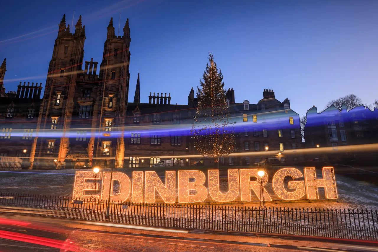 Edinburgh’s Christmas (East Princes Street Gardens)