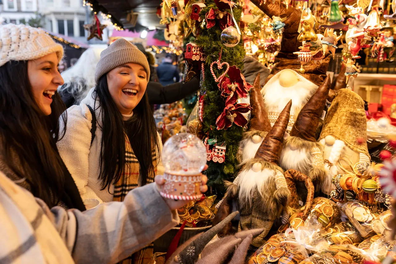 Edinburgh Christmas Market