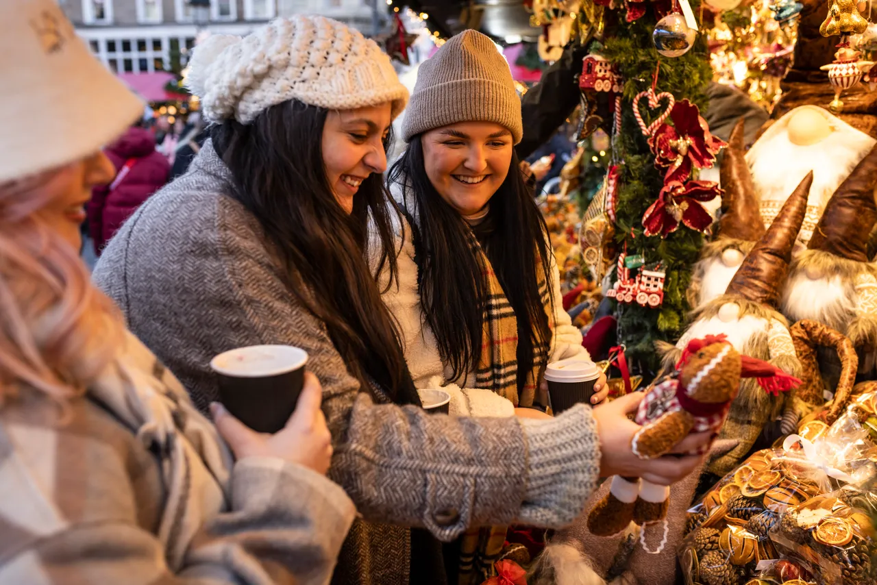 Edinburgh Christmas Market