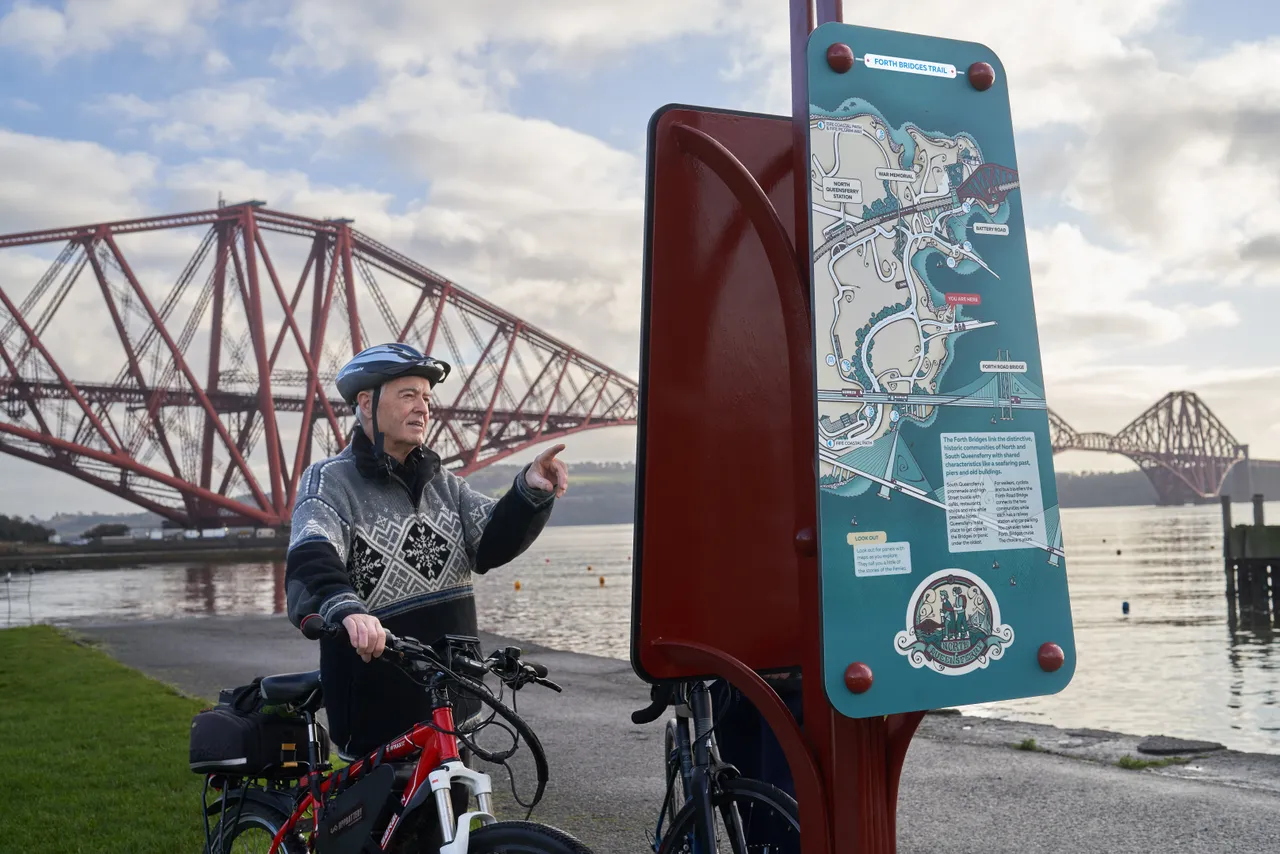 The Forth Bridges Trail, North and South Queensferry and Forth Road Bridge