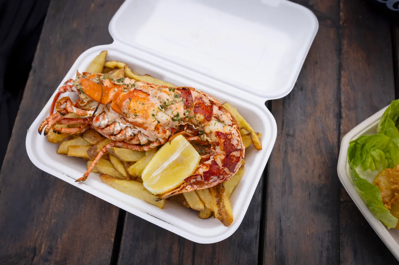 The Creel Seafood Bar