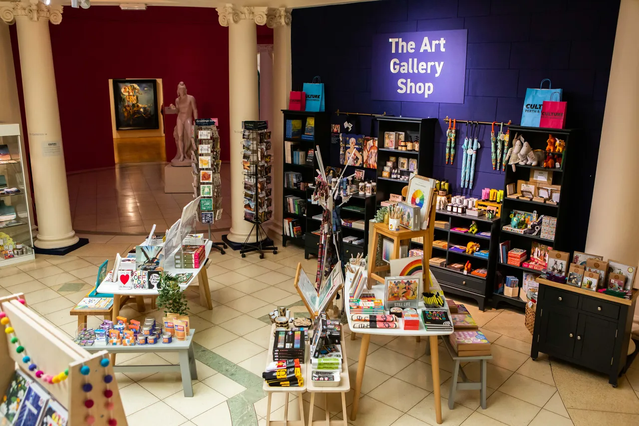 Perth Art Gallery Shop (8)