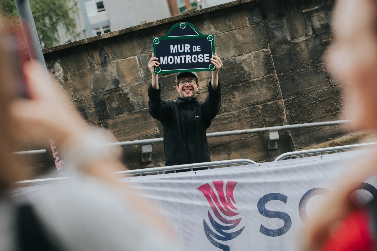 2023 UCI Cycling World Championships - Road Race Glasgow Street Signs