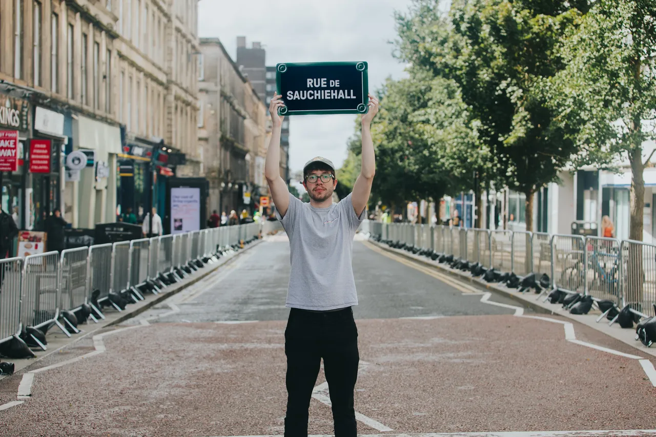 2023 UCI Cycling World Championships - Road Race Glasgow Street Signs