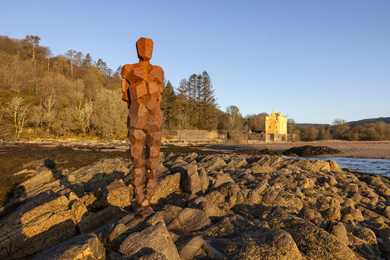 GRIP sculpture