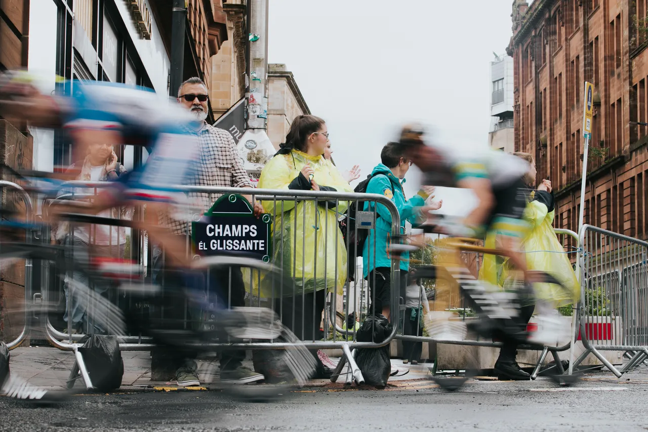 2023 UCI Cycling World Championships - Road Race Glasgow Street Signs