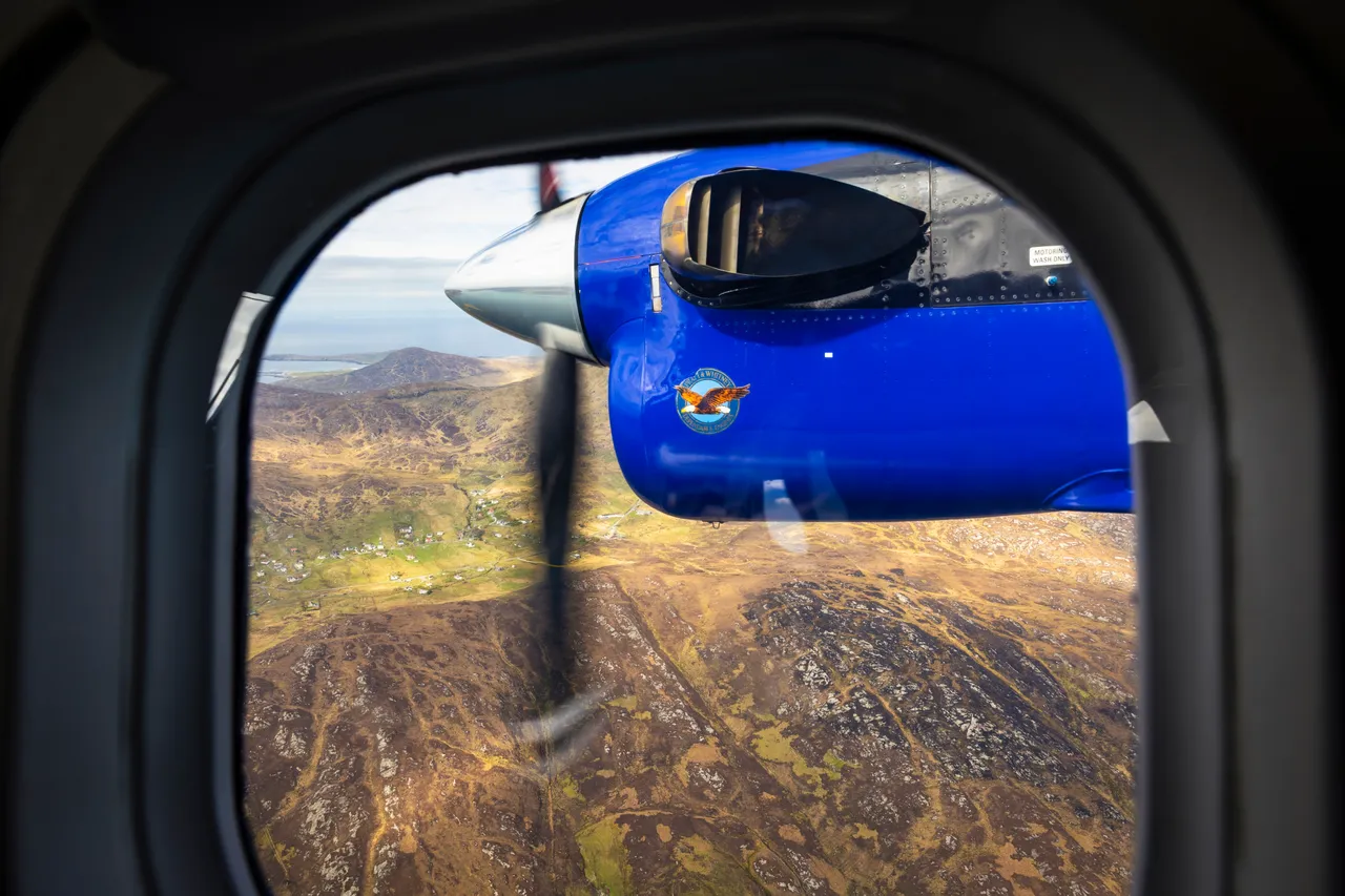 Loganair flight to Barra