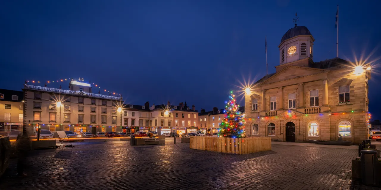 The Square, Kelso