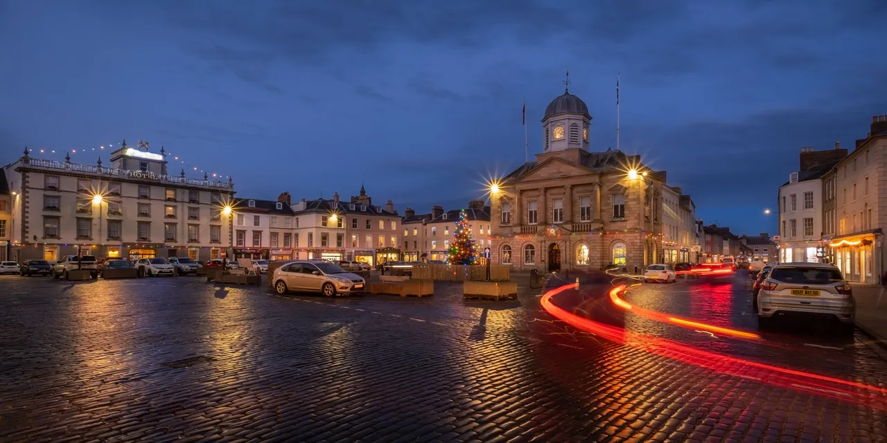 The Square, Kelso