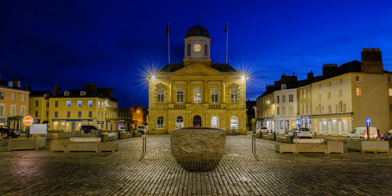 The Square, Kelso