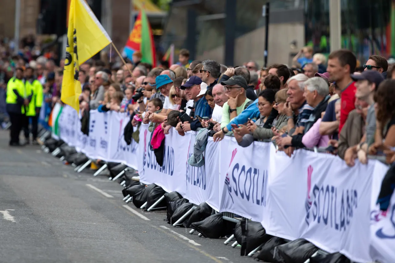 2023 UCI Cycling World Championships - Partner Branding