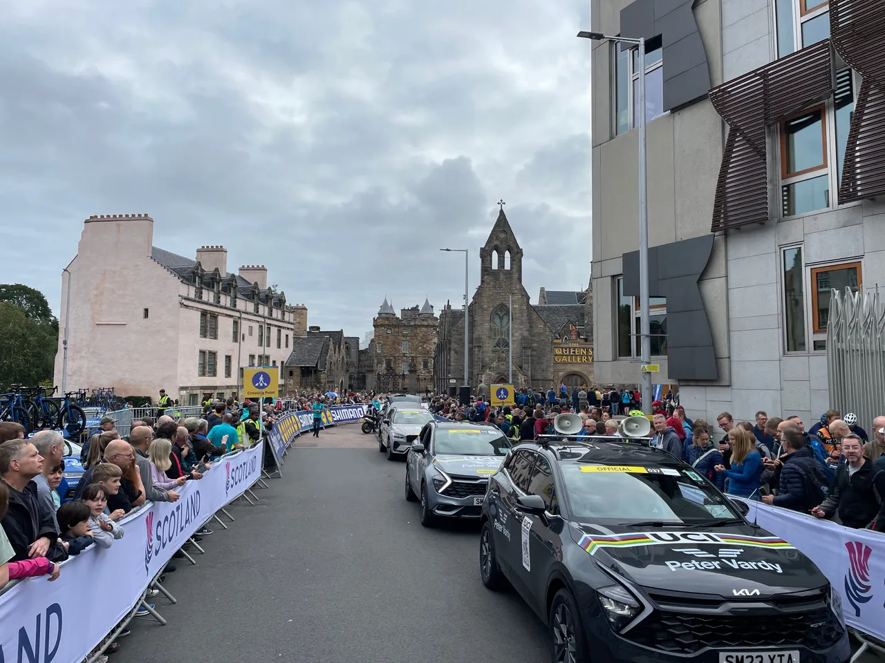 2023 UCI Cycling World Championships - Partner Branding