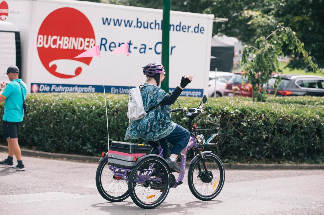 2023 UCI Cycling World Championships - Day 9 - Squiggly Bike TV - Para-Cycling Road