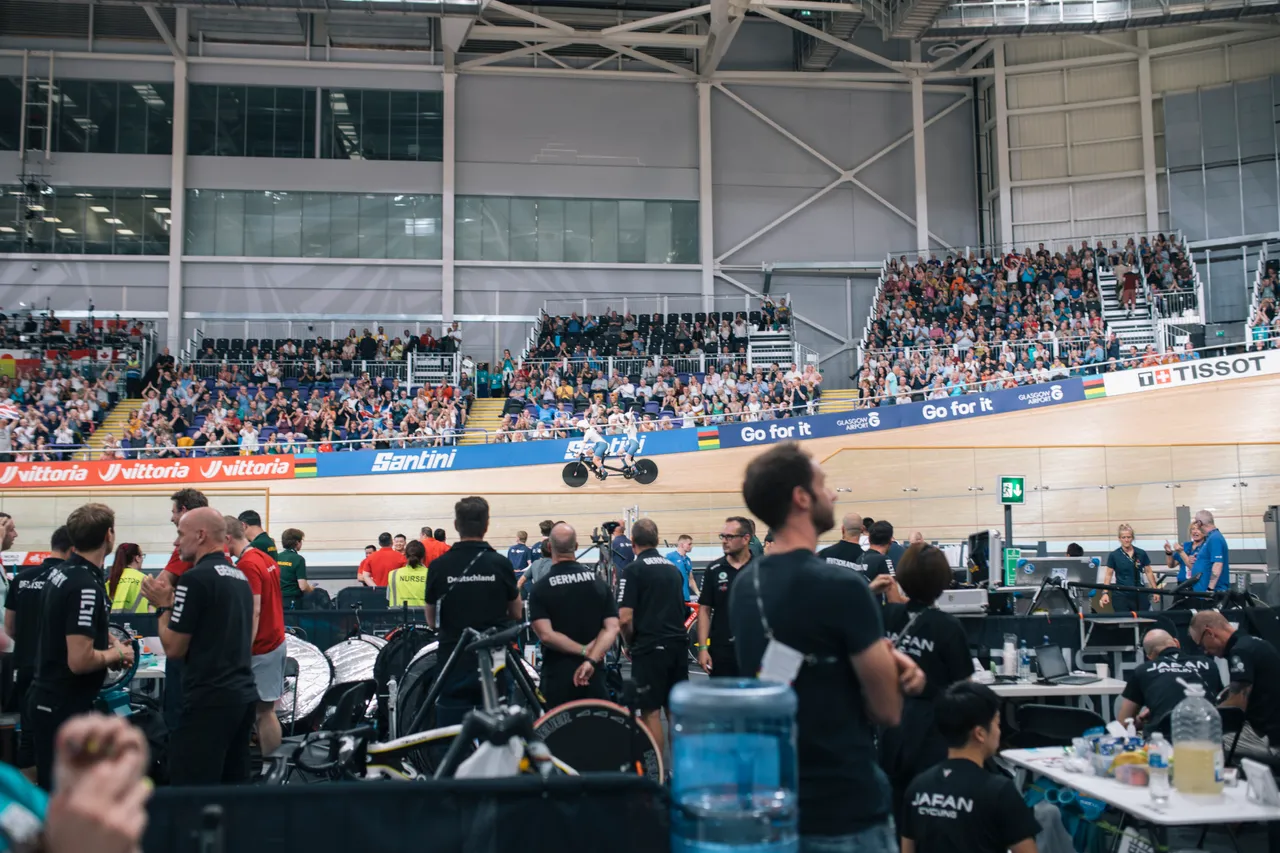 2023 UCI Cycling World Championships - Day 1 - Squiggly Bike TV