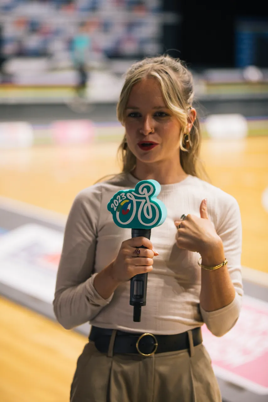2023 UCI Cycling World Championships - Day 10 - Squiggly Bike TV - Indoor Cycling