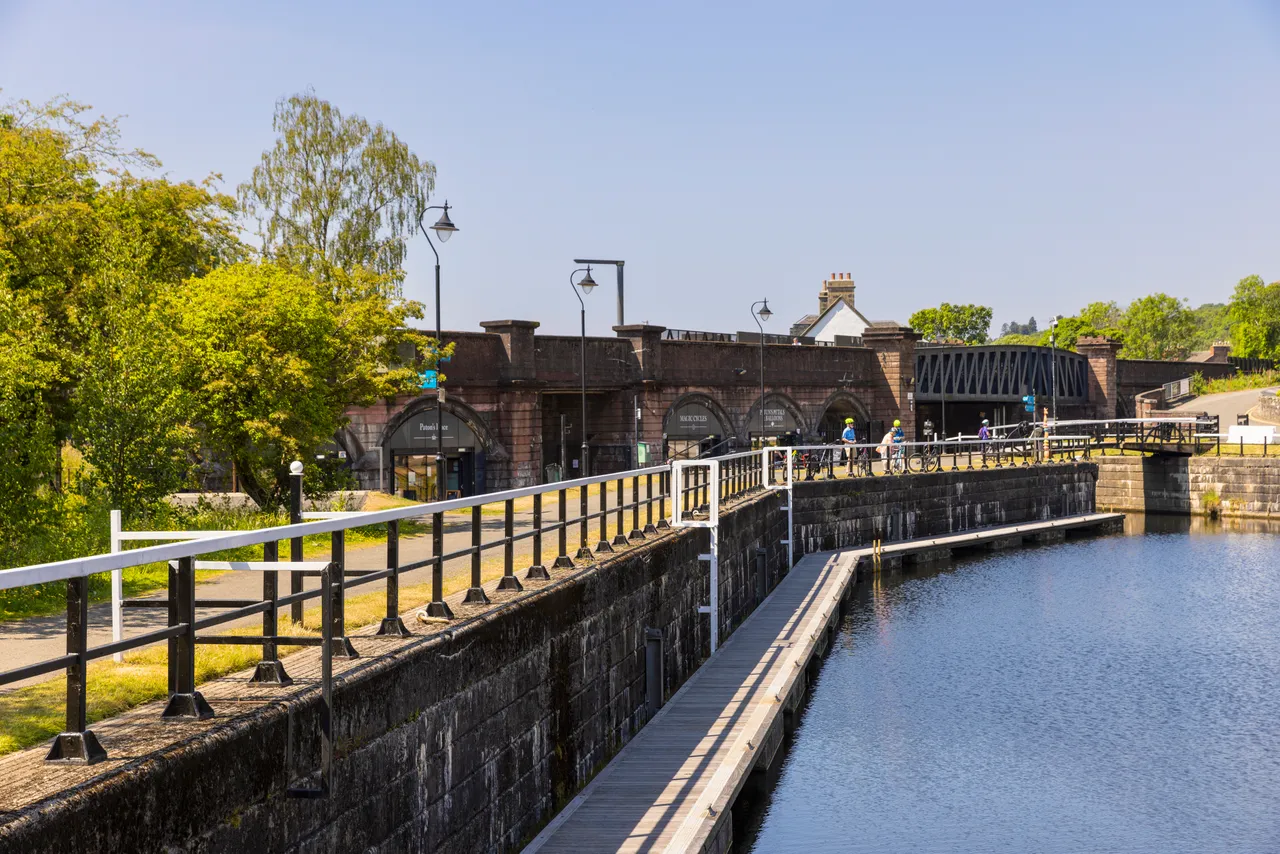 Bowling Harbour