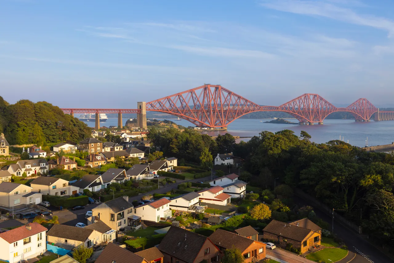 North Queensferry Viewpoint (Forth Bridge)