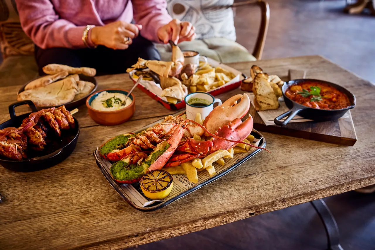 Bootleggers Bar and Grill
