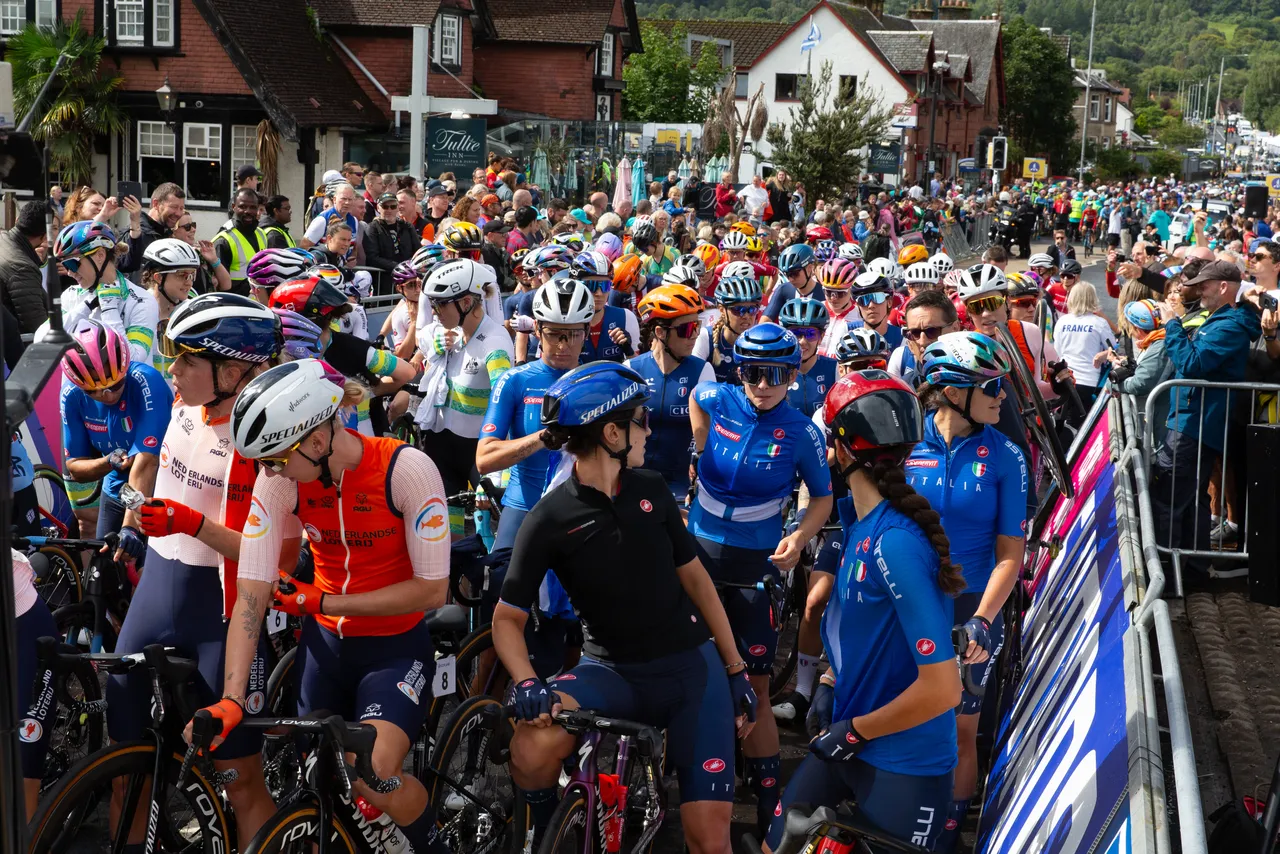 2023 UCI Cycling World Championships - Day 11 - Women's Road Race - Loch Lomond to Glasgow