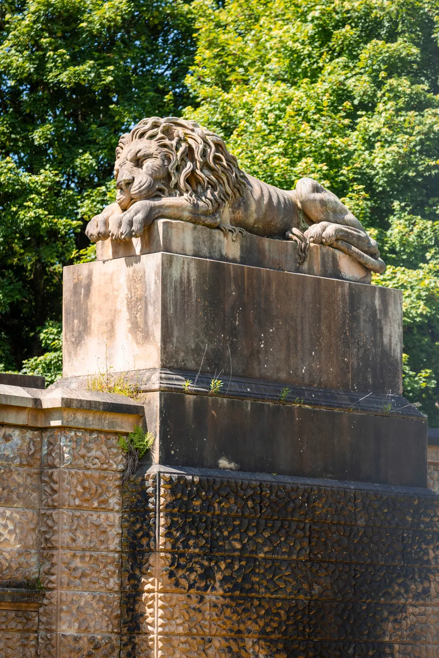 Hamilton Mausoleum