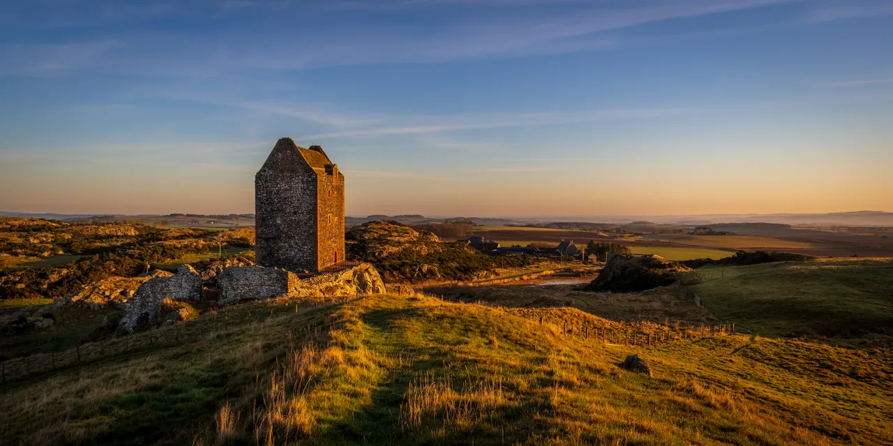 Smailholm Tower
