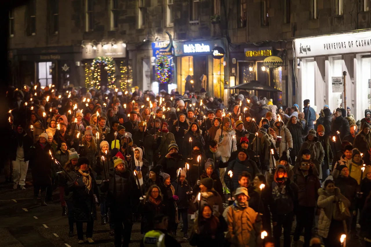Edinburgh Hogmanay Torchlight Procession