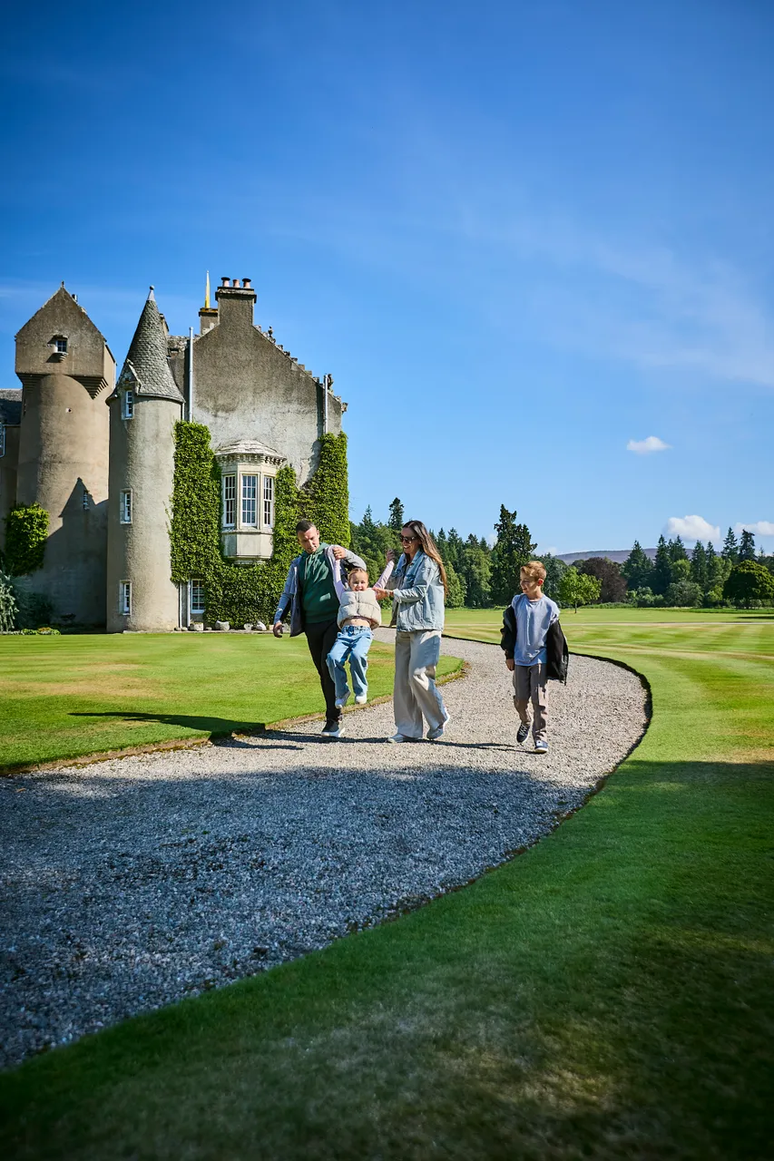 Ballindalloch Castle