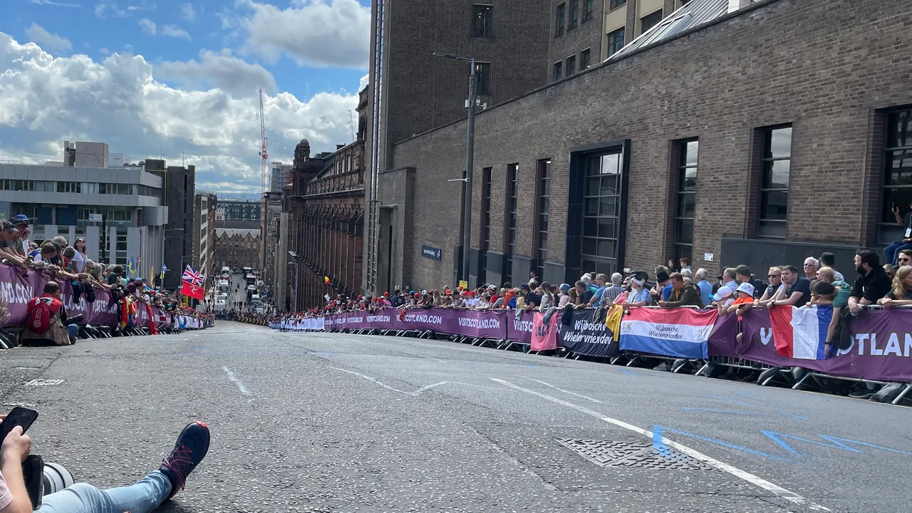 2023 UCI Cycling World Championships - Partner Branding
