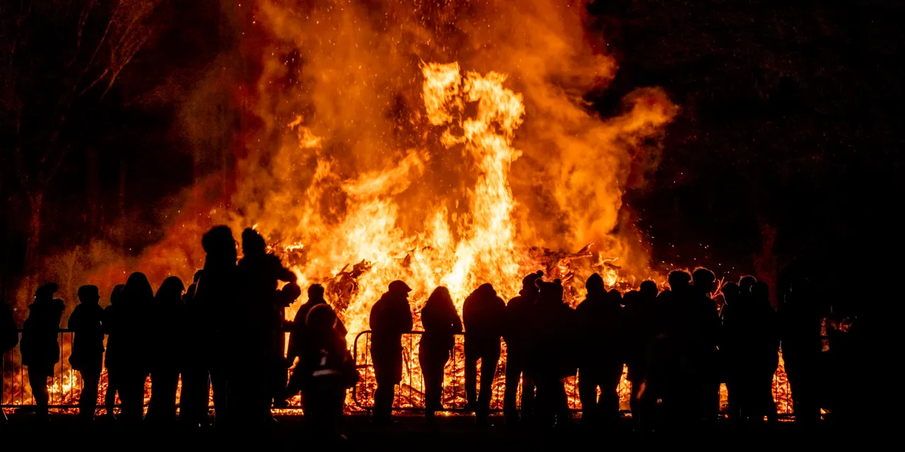 Springwood Bonfire Night