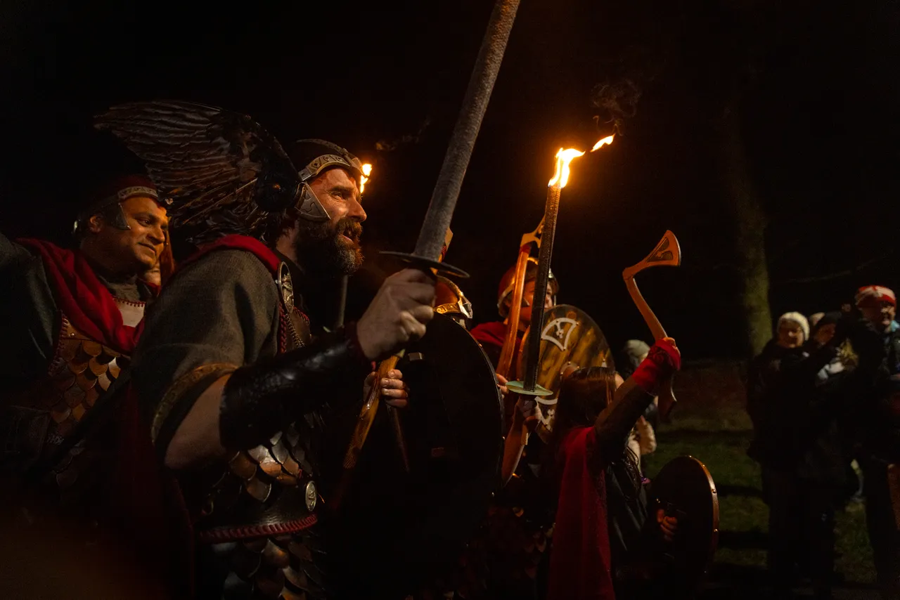 Edinburgh Hogmanay Torchlight Procession