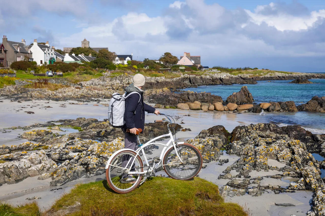 Cycling on the Isle of Iona