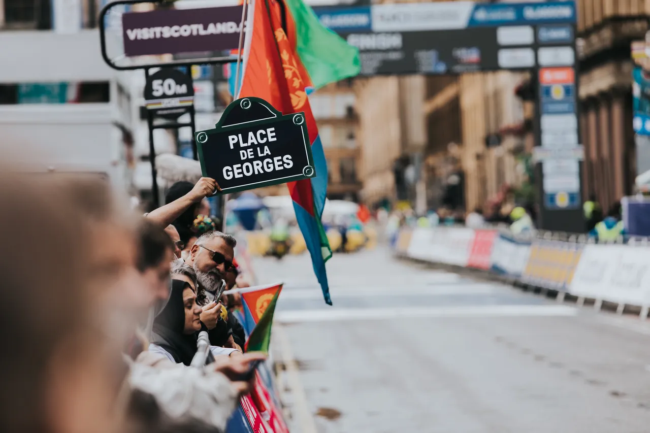 2023 UCI Cycling World Championships - Road Race Glasgow Street Signs