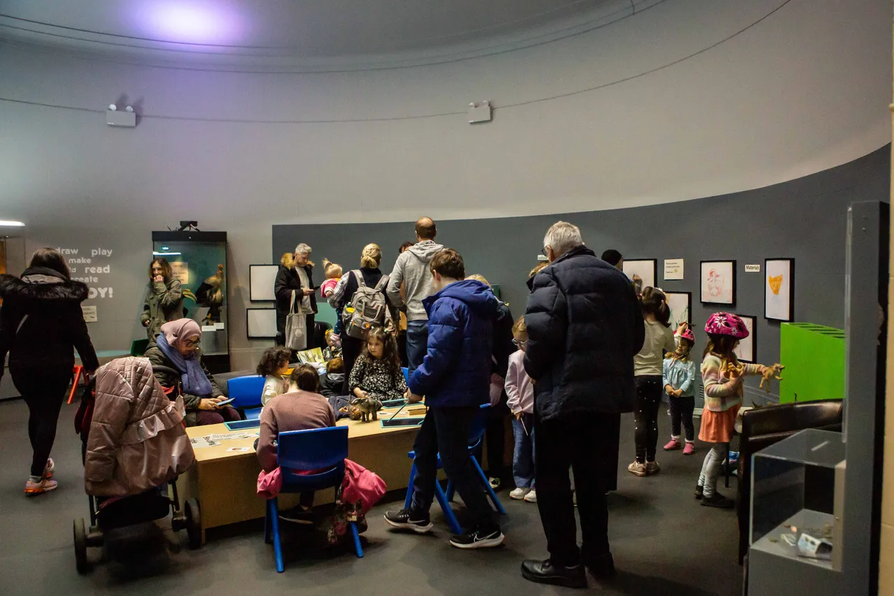 Perth Art Gallery - Hands on Art
