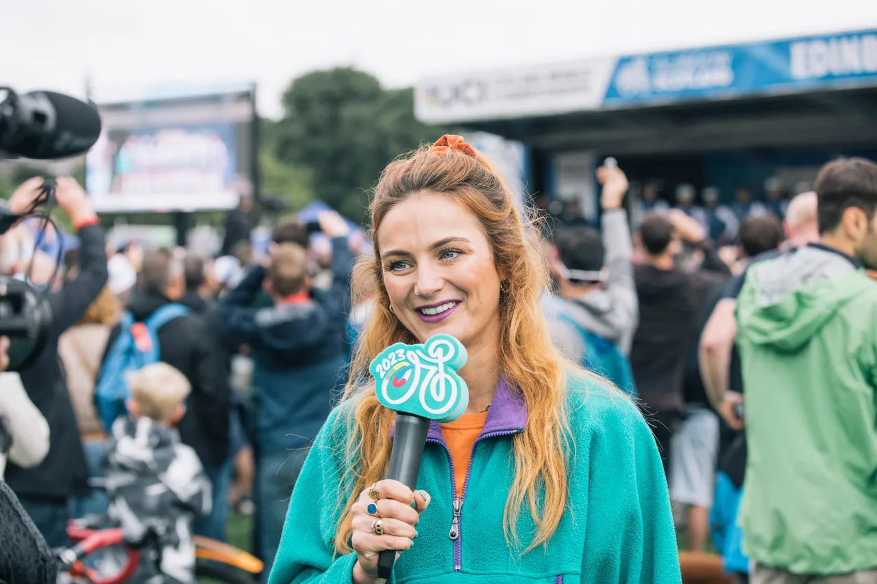 2023 UCI Cycling World Championships - Day 4 - Squiggly Bike TV - Road