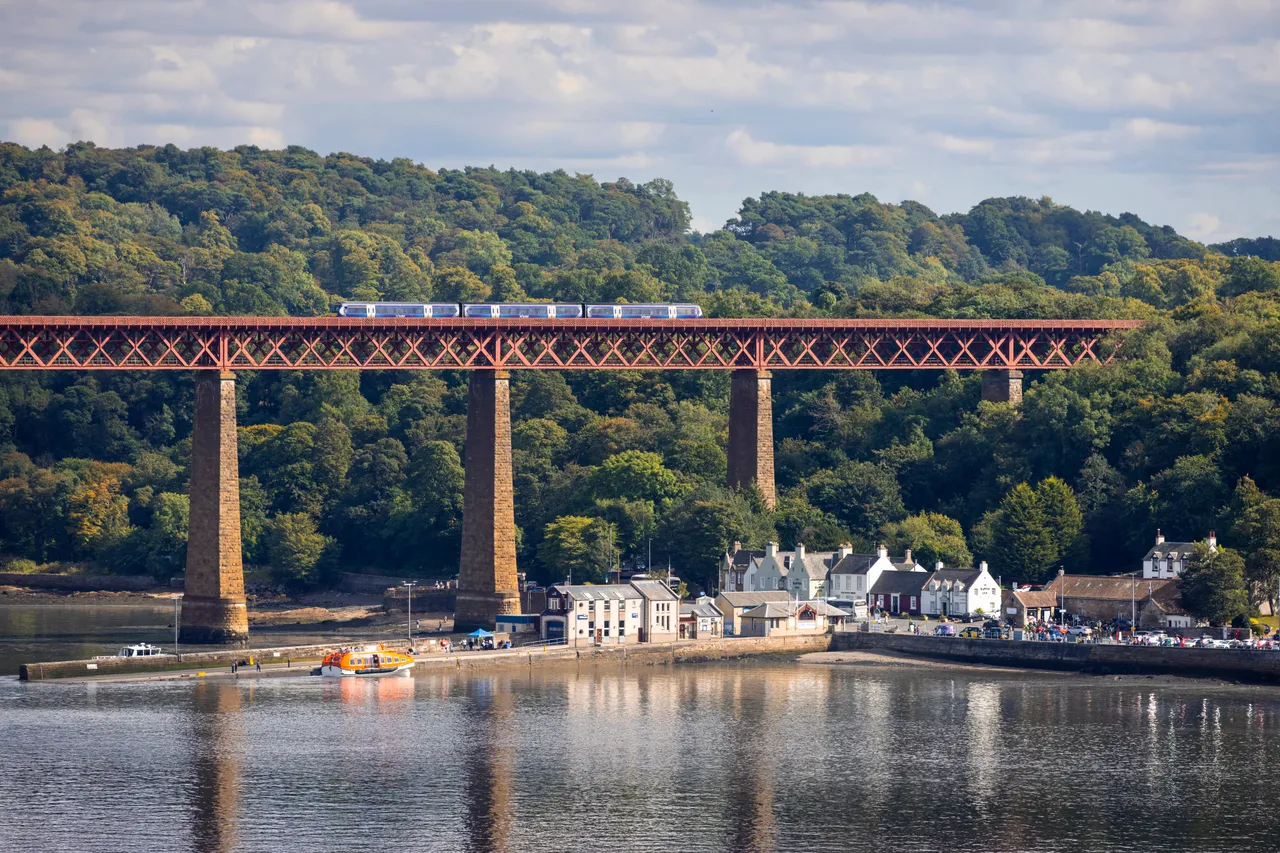 Forth Bridges Viewpoint